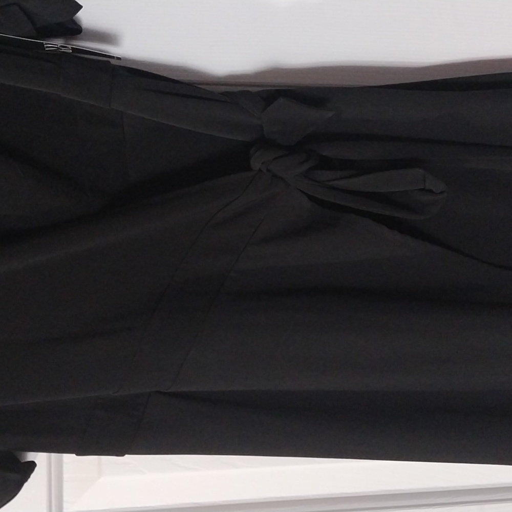 Little black dress-Wrap dress ruched shoulders - Picture 4 of 6